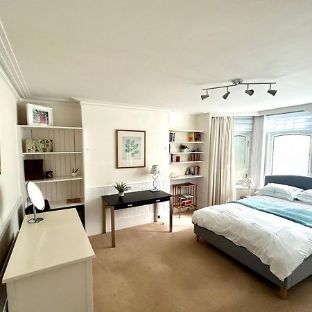 Spacious Comfortable Flat With Free Parking In East Finchley, Muswell Hill & Close To Alexandra Palace London Exteriör bild