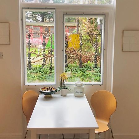 Spacious Comfortable Flat With Free Parking In East Finchley, Muswell Hill & Close To Alexandra Palace London Exteriör bild